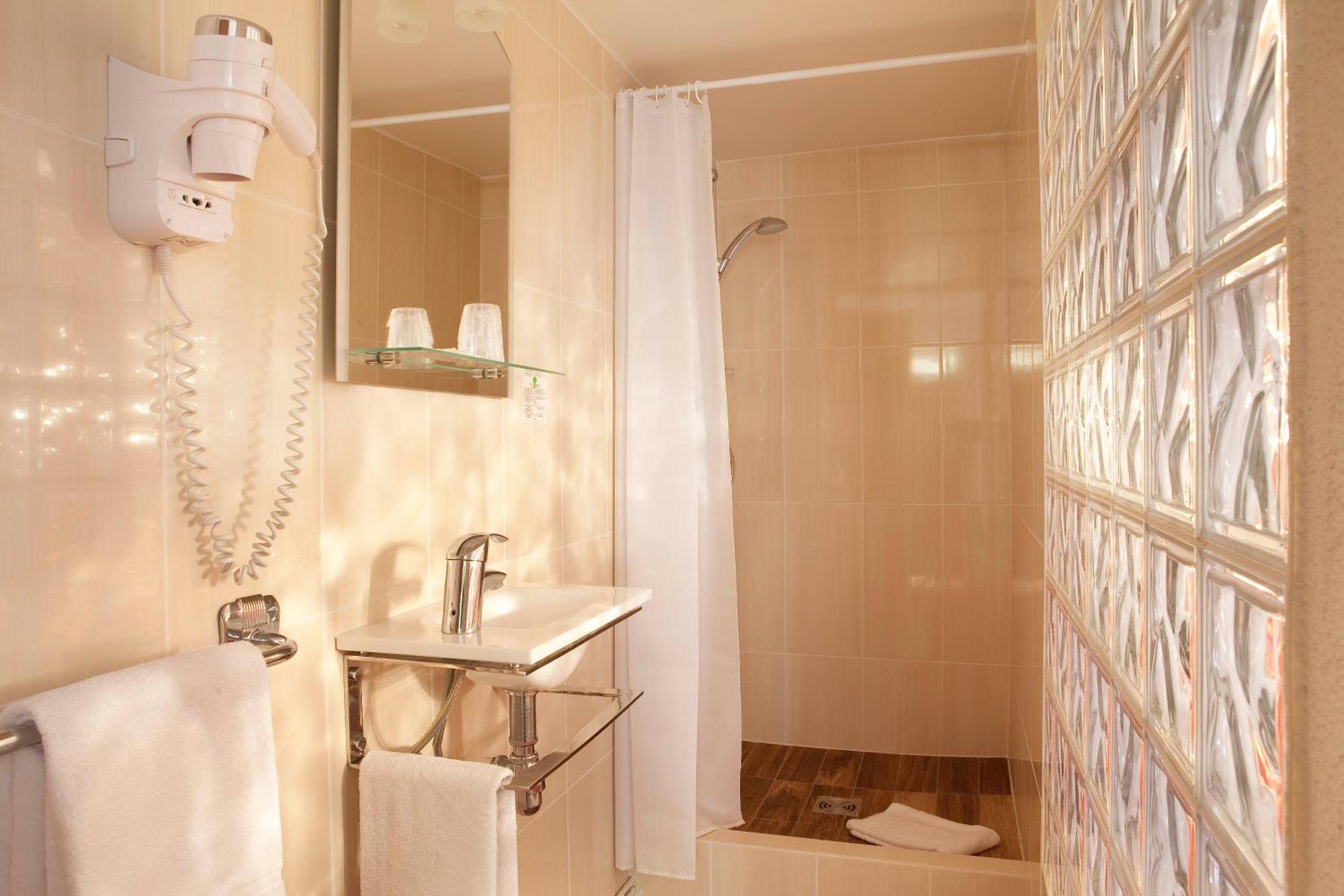 Londres Saint Honoré Hotel Parigi