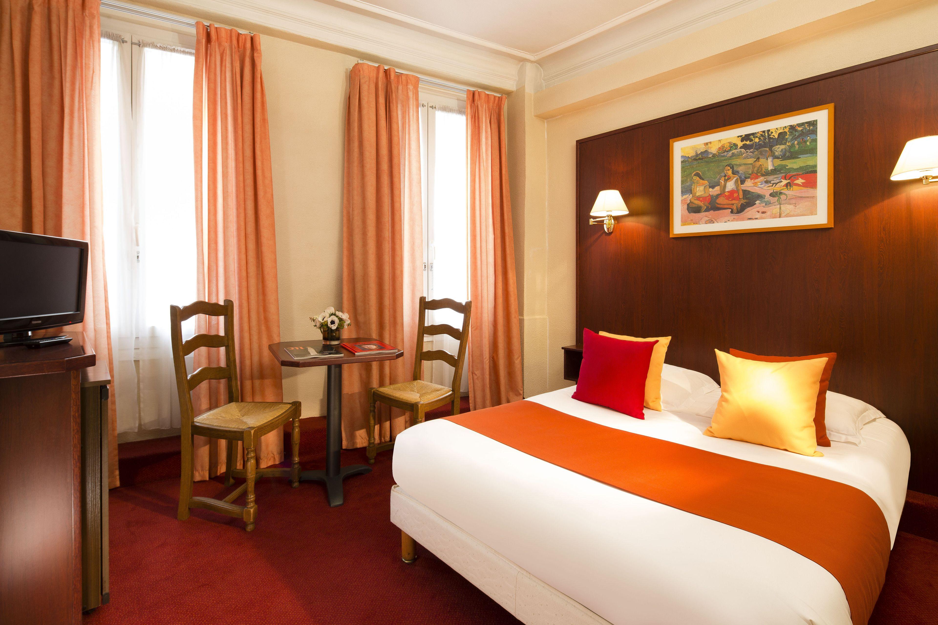 Londres Saint Honore 3* Paris