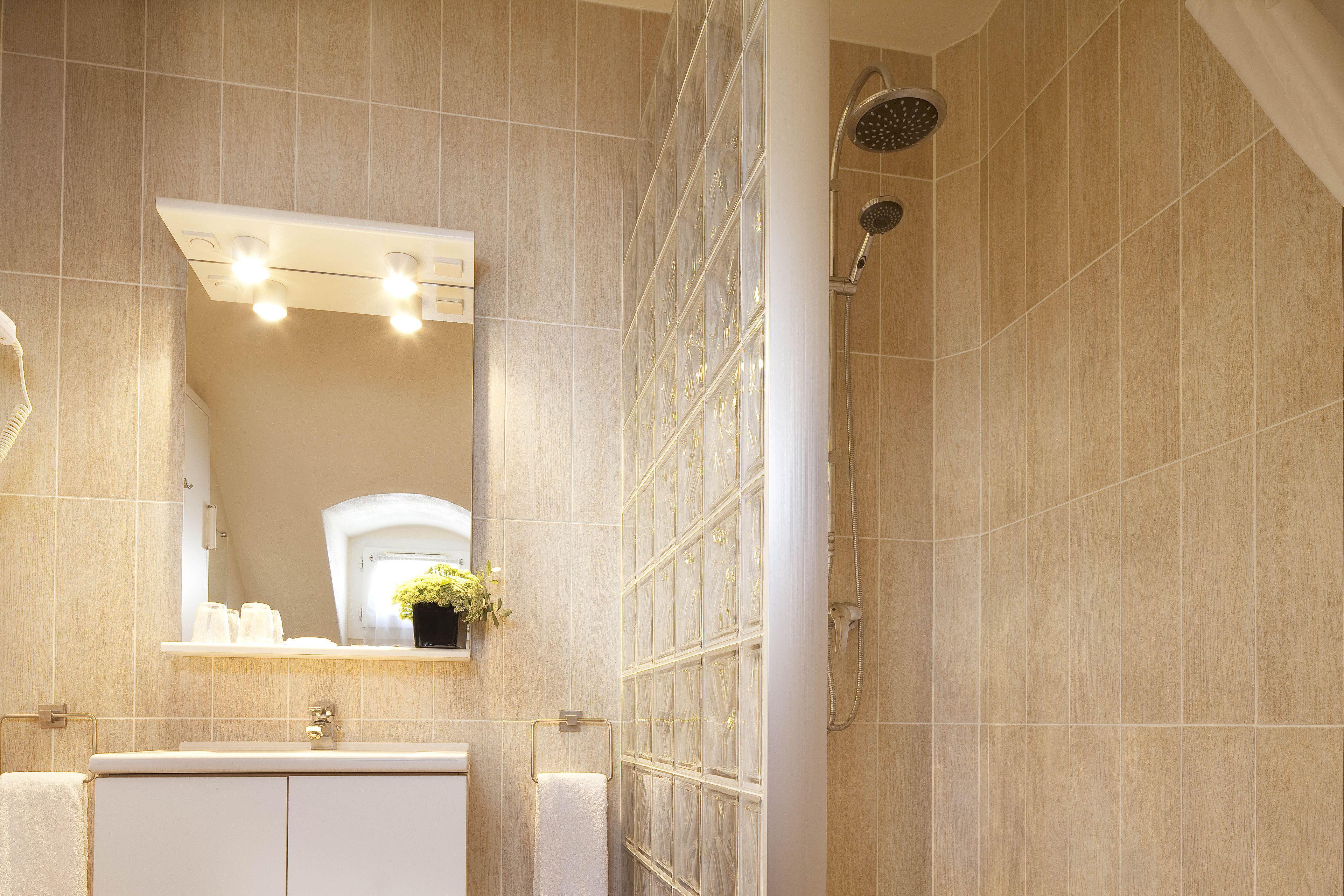 Londres Saint Honore Paris